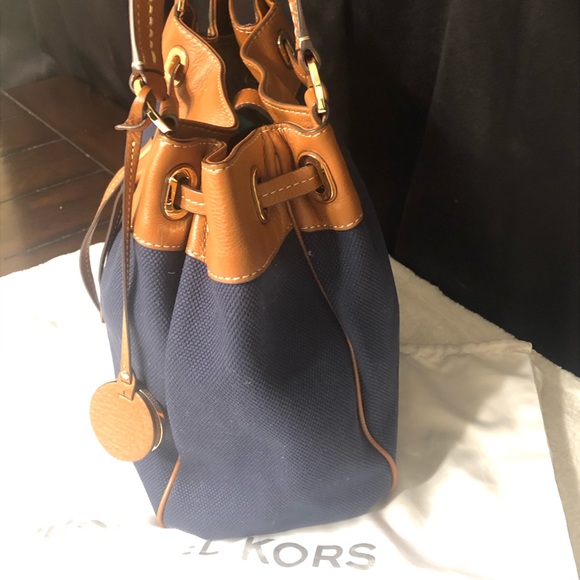 Authentic Michael Kors Purse - Picture 3 of 8